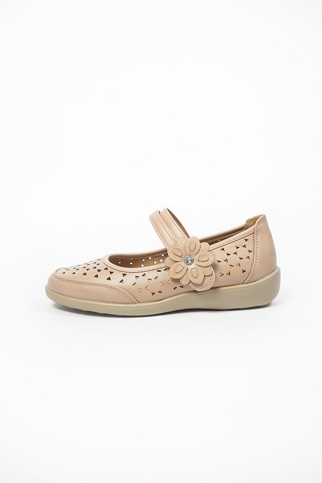 Gabriell Ladies Beige Casual Flower Detail Wholesale