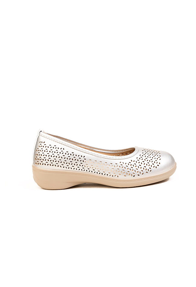 Alice Ladies Dr. Lightfoot Silver Ballerina Pump