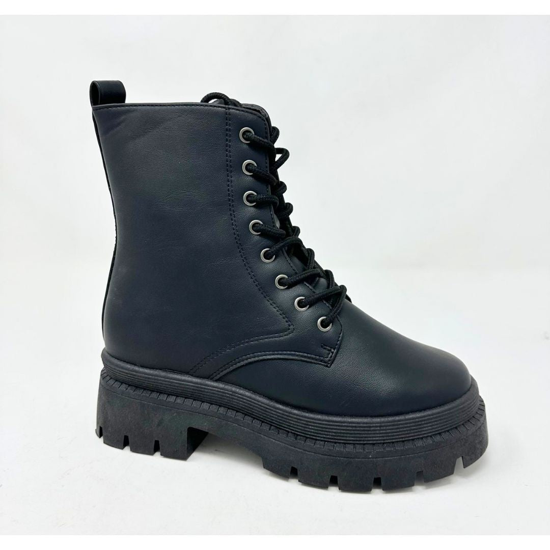 Ana Black Lace Up Boot 5x8 Wholesale