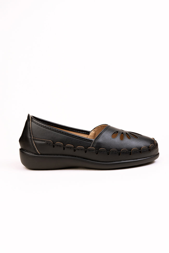 Effie Teardrop Cutout Dr. Lighfoot Ladies Casuals Black