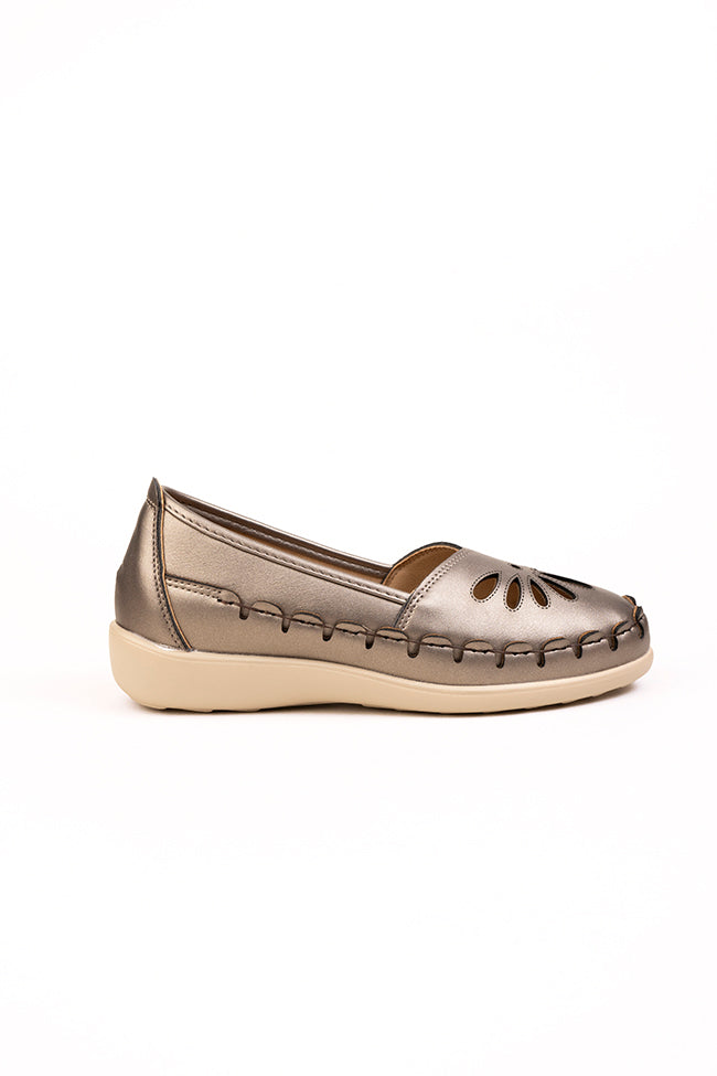 Effie Teardrop Cutout Dr. Lighfoot Ladies Casuals Pewter