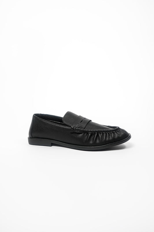 Deborah Ladies Black PU Loafer 4x8