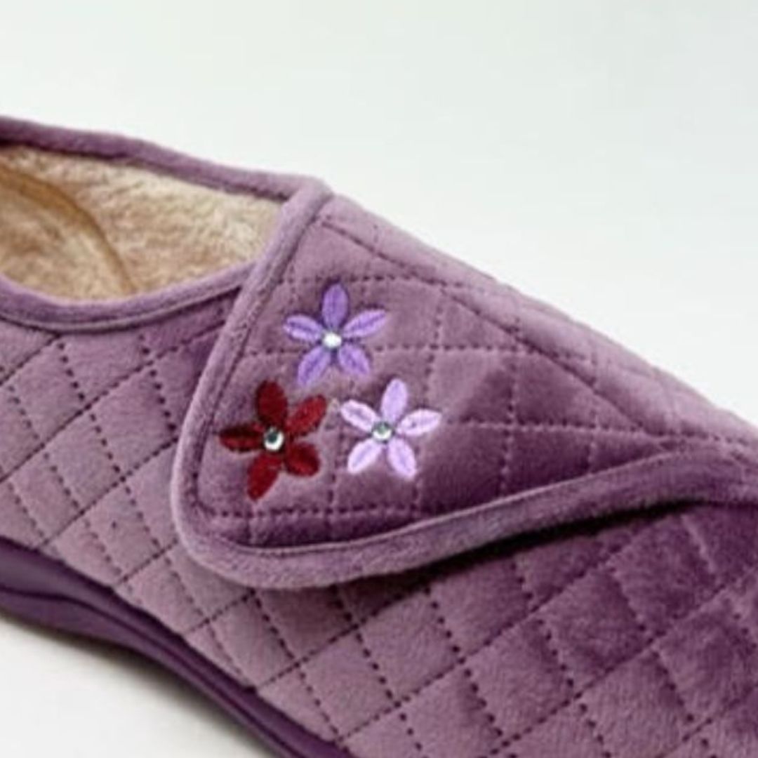 Evelyn Heather Quilt Velour Touch Fasten Ladies Slipper